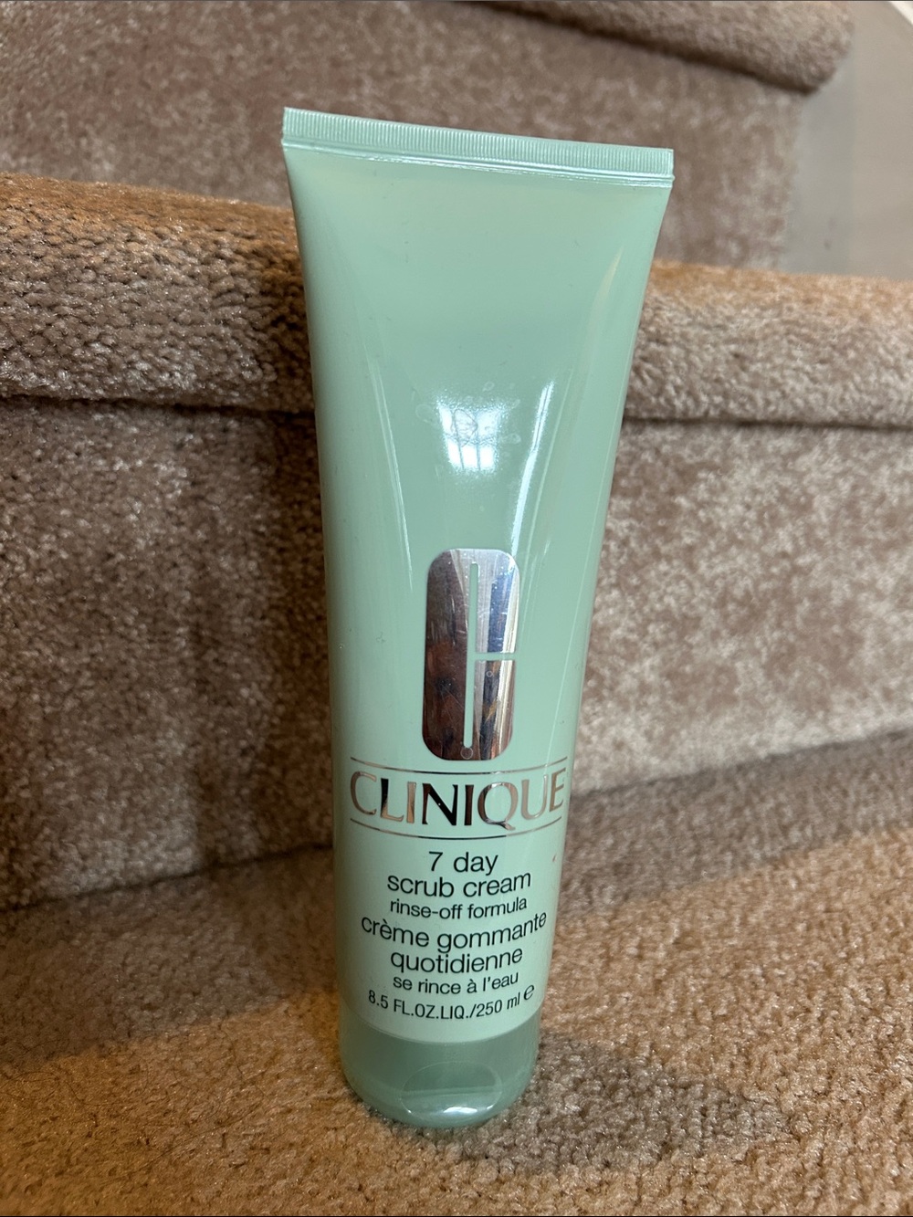 NEW Clinique 7 Day Scrub Cream - Large tube